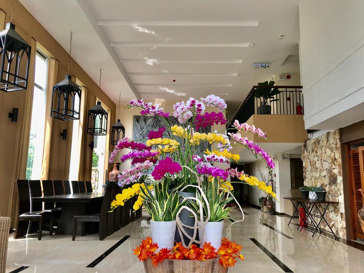 Tubong Hotel Private Enterprise Нячанг Екстер'єр фото